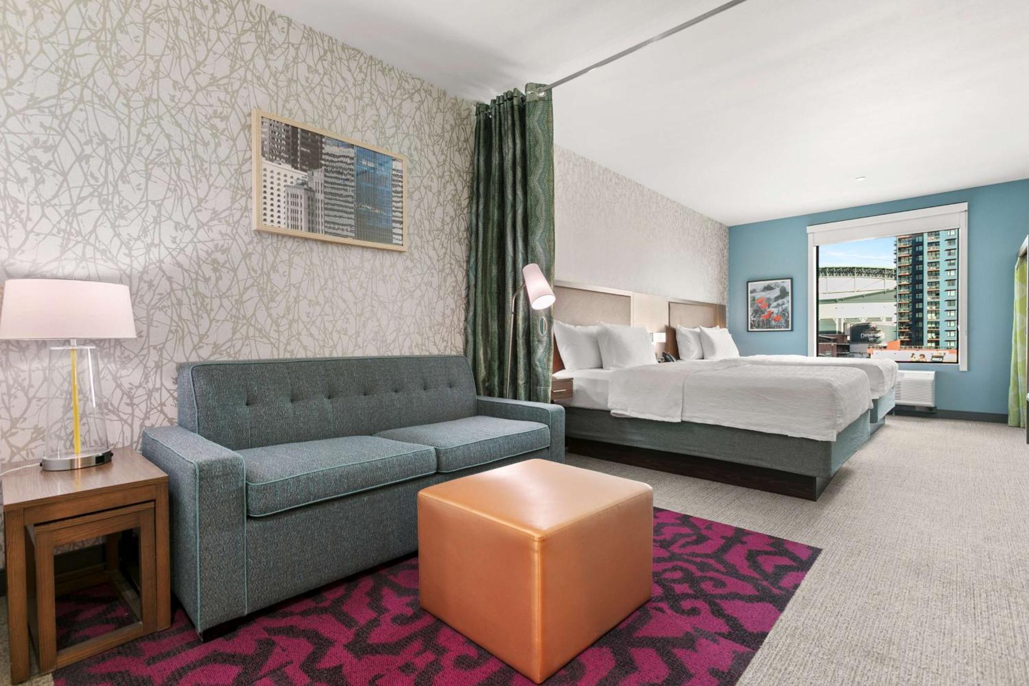 Home2 Suites By Hilton Phoenix Downtown Екстер'єр фото