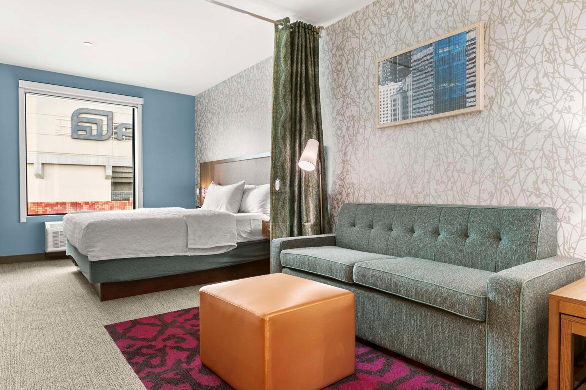 Home2 Suites By Hilton Phoenix Downtown Екстер'єр фото