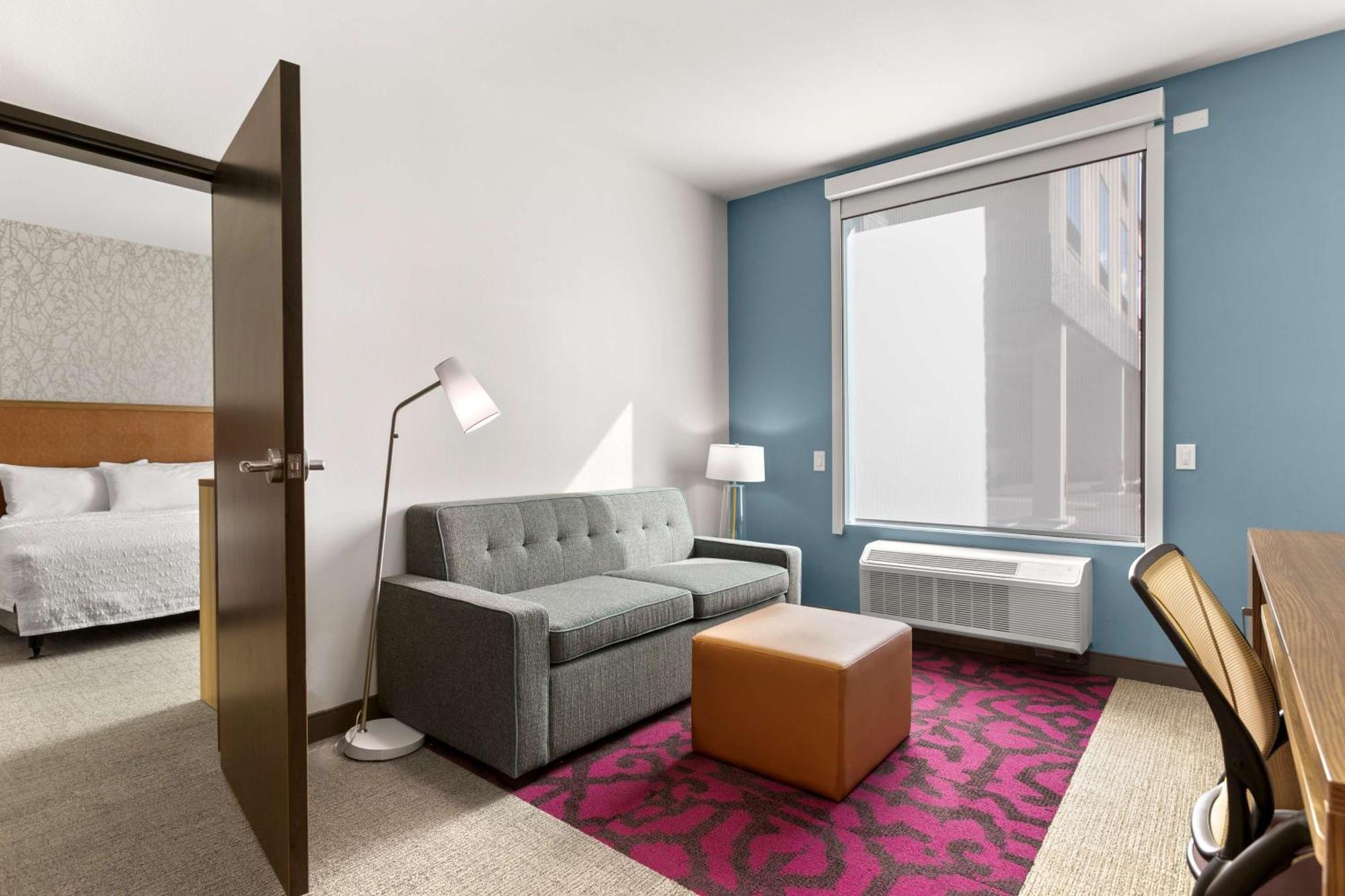 Home2 Suites By Hilton Phoenix Downtown Екстер'єр фото