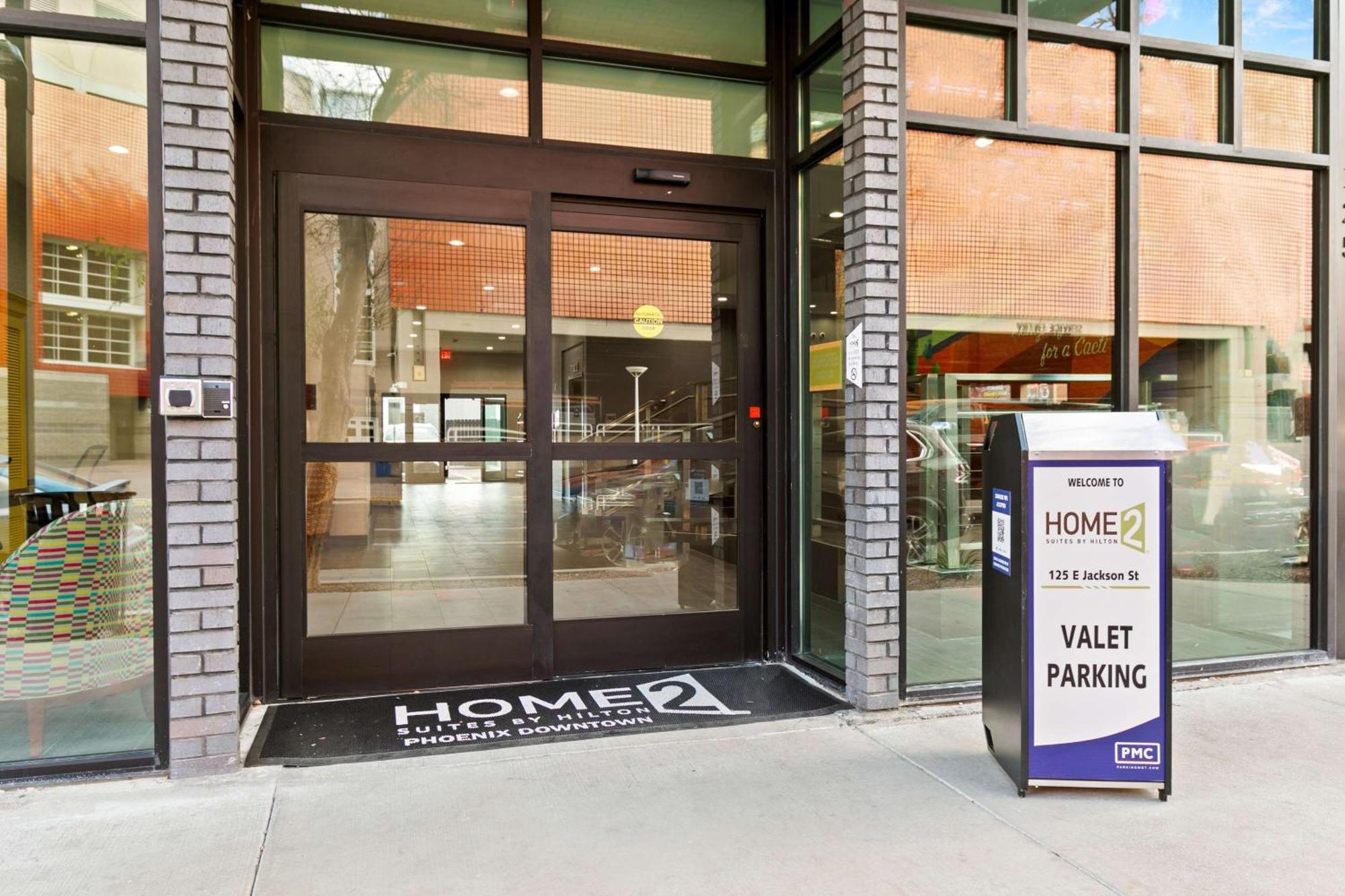 Home2 Suites By Hilton Phoenix Downtown Екстер'єр фото