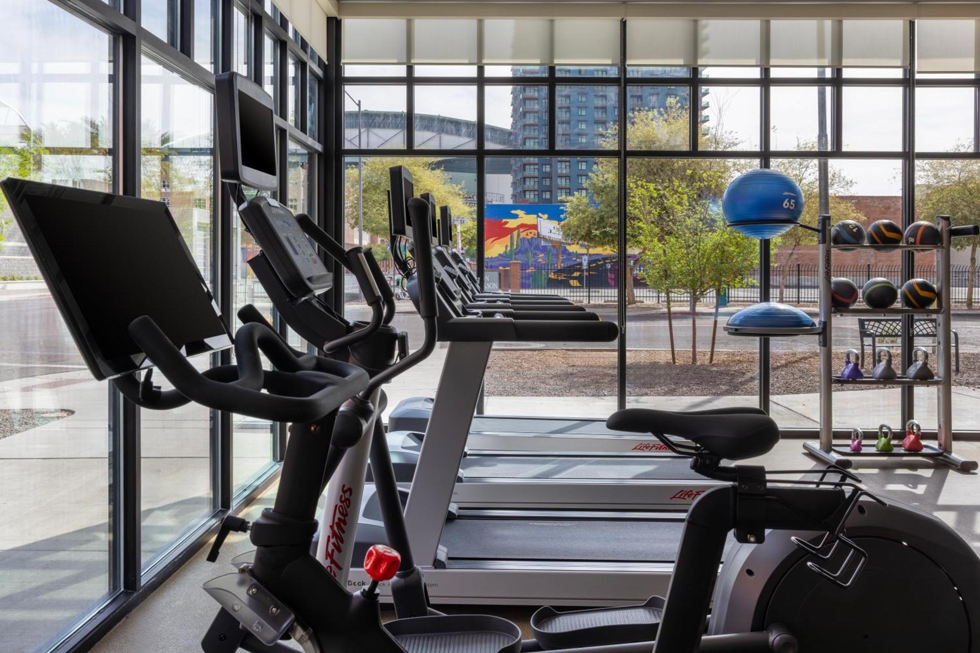 Home2 Suites By Hilton Phoenix Downtown Екстер'єр фото